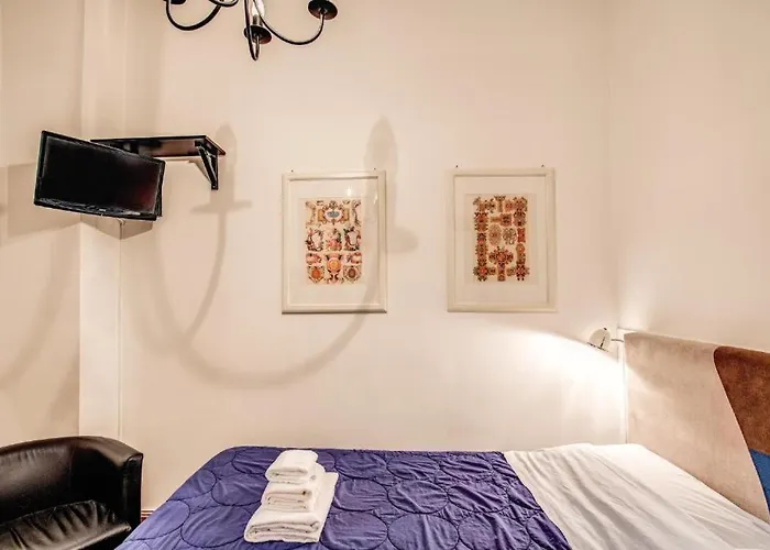 Navona Stylish Apartment *