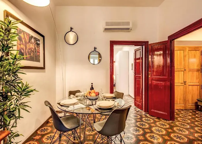 Navona Stylish Apartment